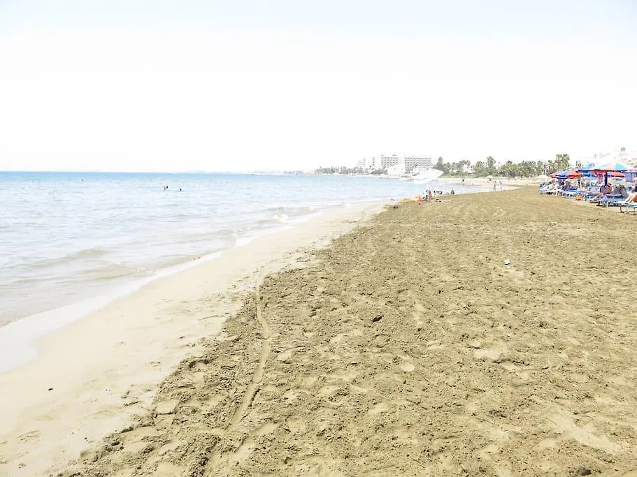 Dhekelia Diamond Apartamento Larnaca
