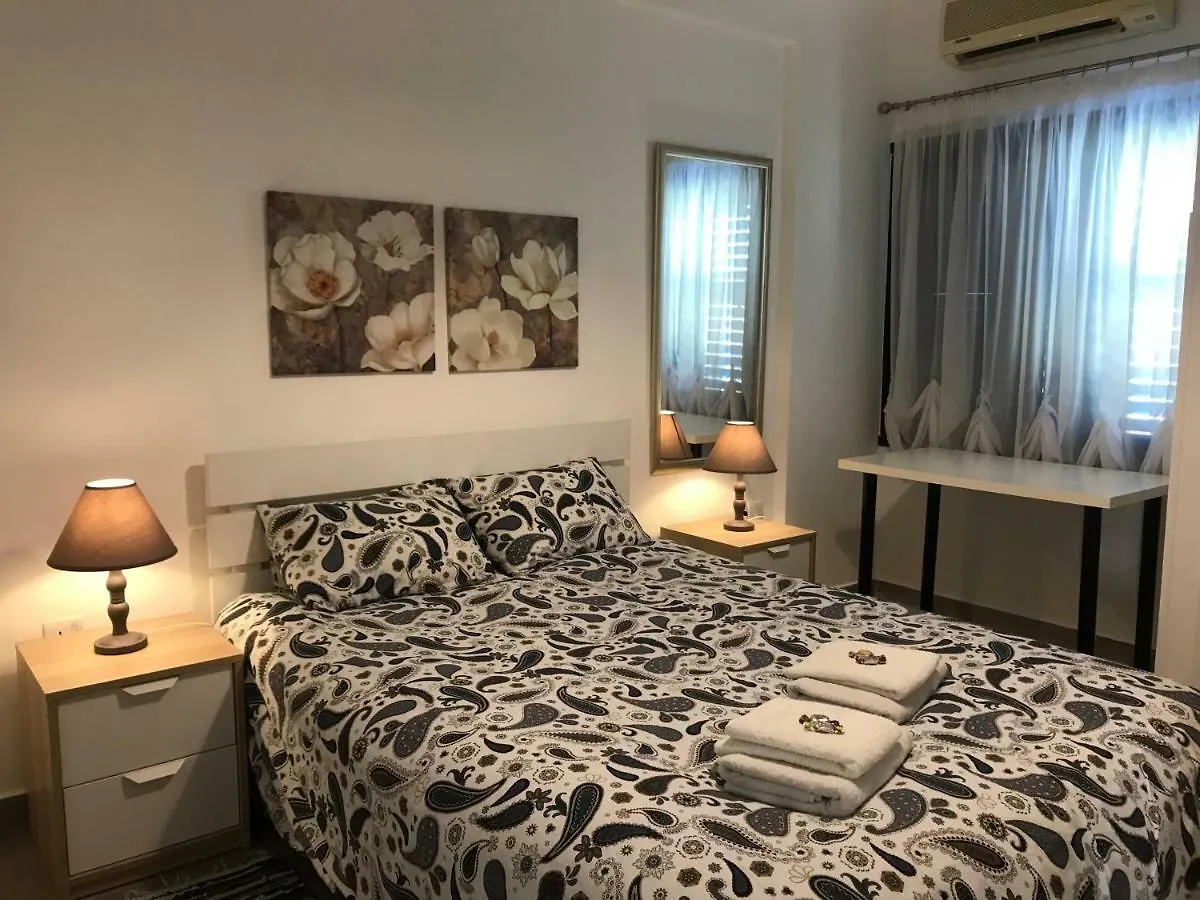 Dhekelia Diamond Apartamento Larnaca
