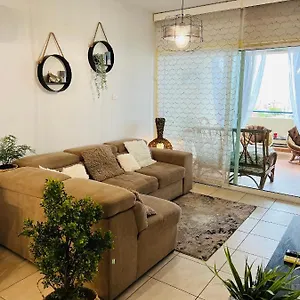  אכסניה Carisa