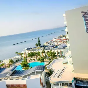 Semesteranläggning (resort) Radisson, Larnaca